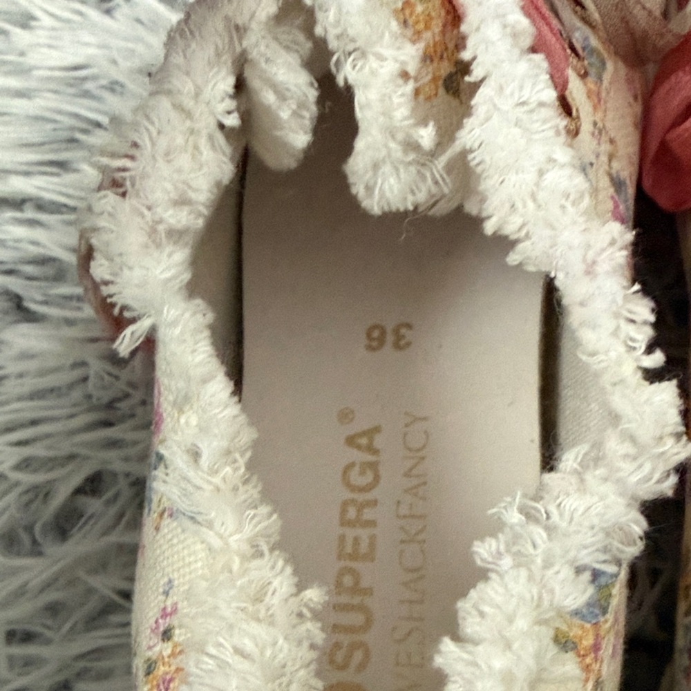 Floral Ribbon Lace-Up Sneakers - Pink, Cream, Beige - Picture 5 of 5